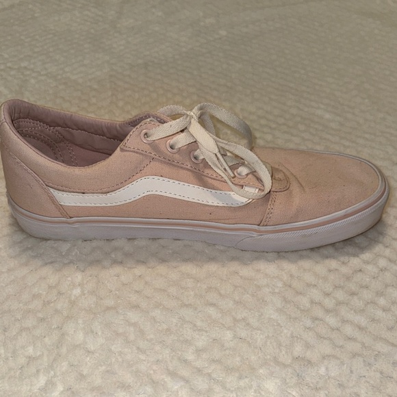 👟 Women’s Vans Low Tops – Pastel Pink – Size 11 - Picture 7 of 12